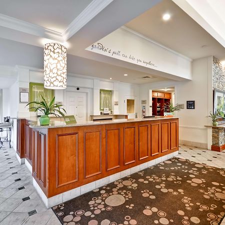 Hilton Garden Inn Tampa North Temple Terrace Bagian luar foto