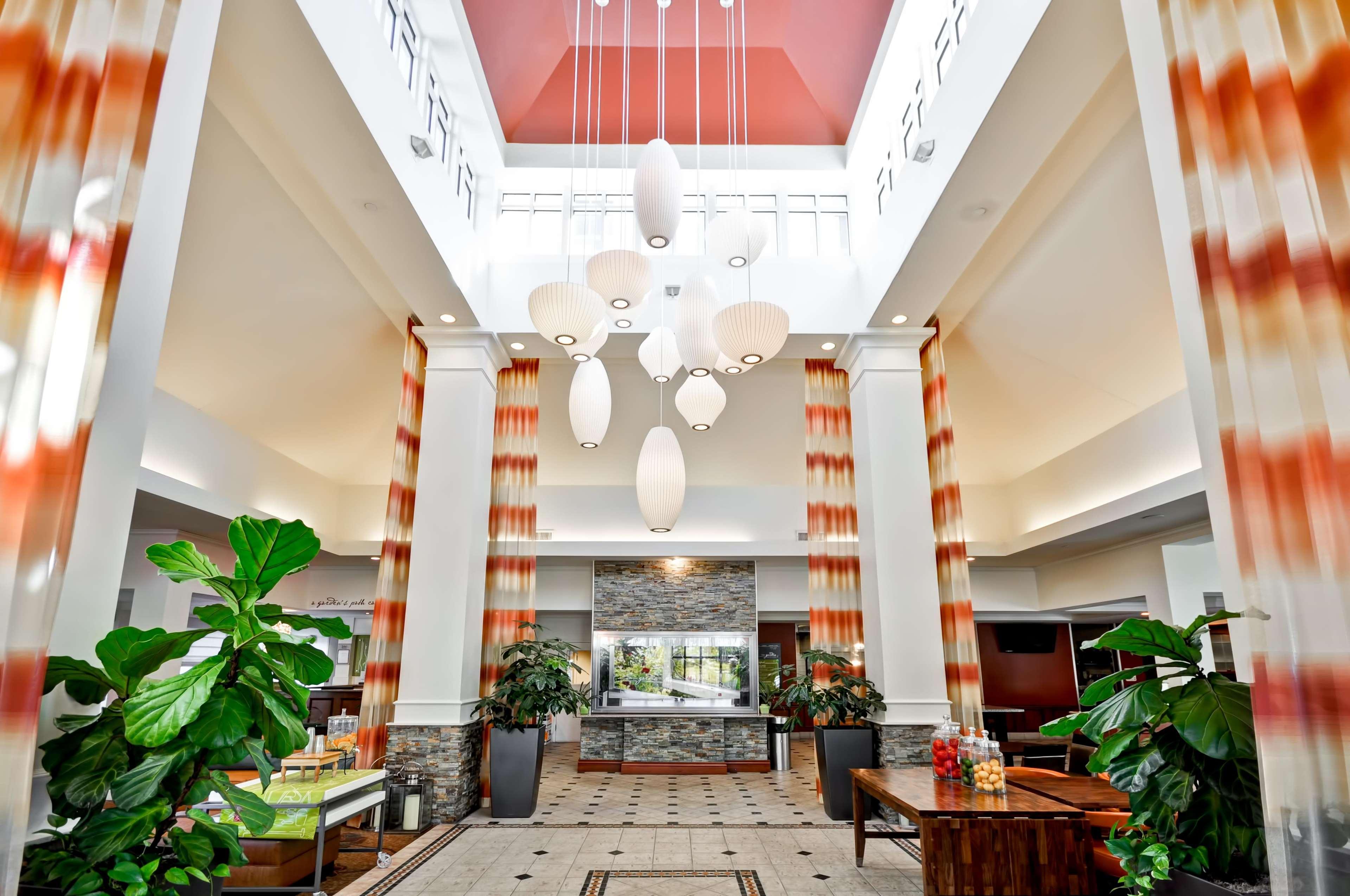 Hilton Garden Inn Tampa North Temple Terrace Bagian luar foto