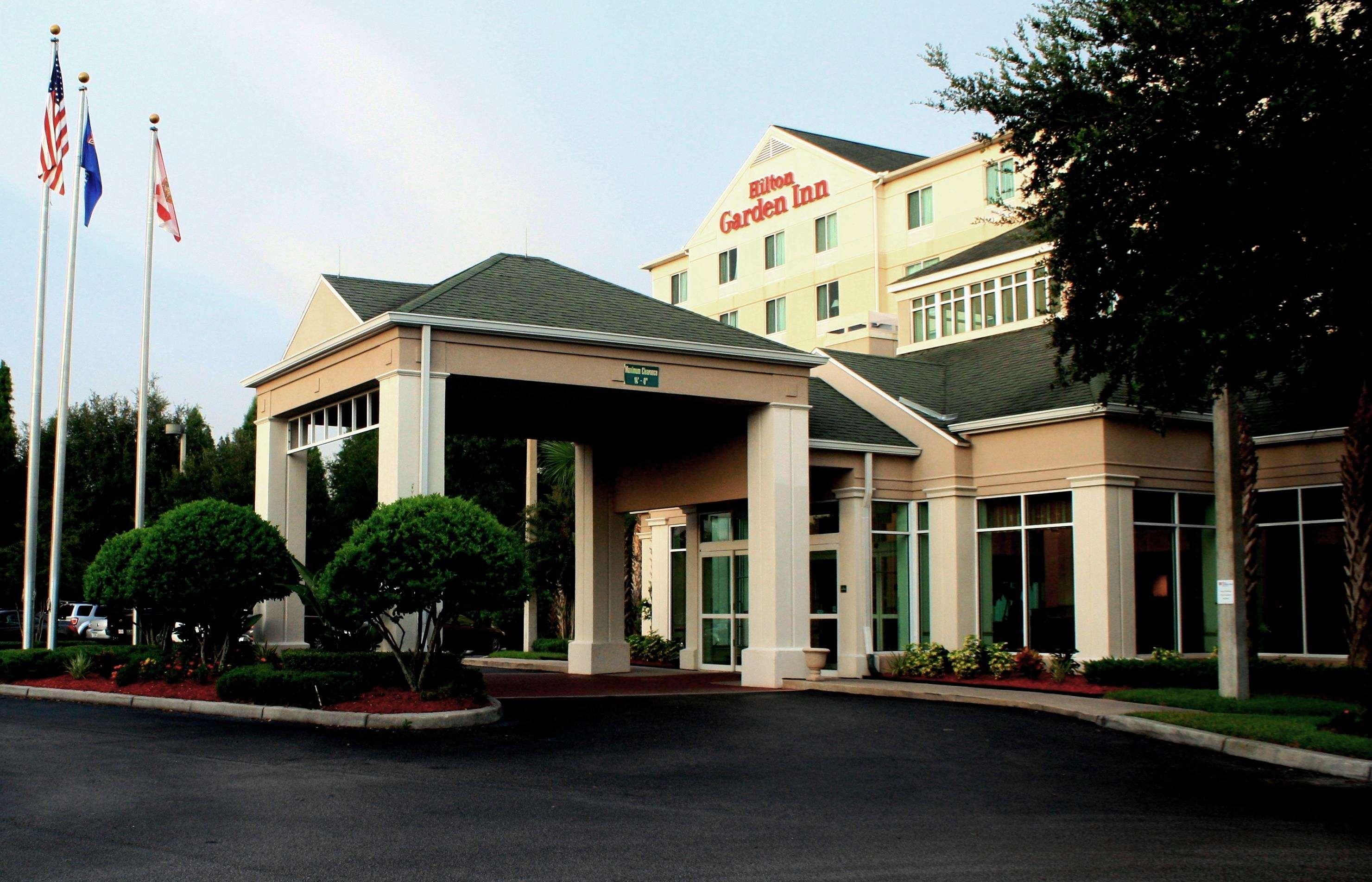 Hilton Garden Inn Tampa North Temple Terrace Bagian luar foto