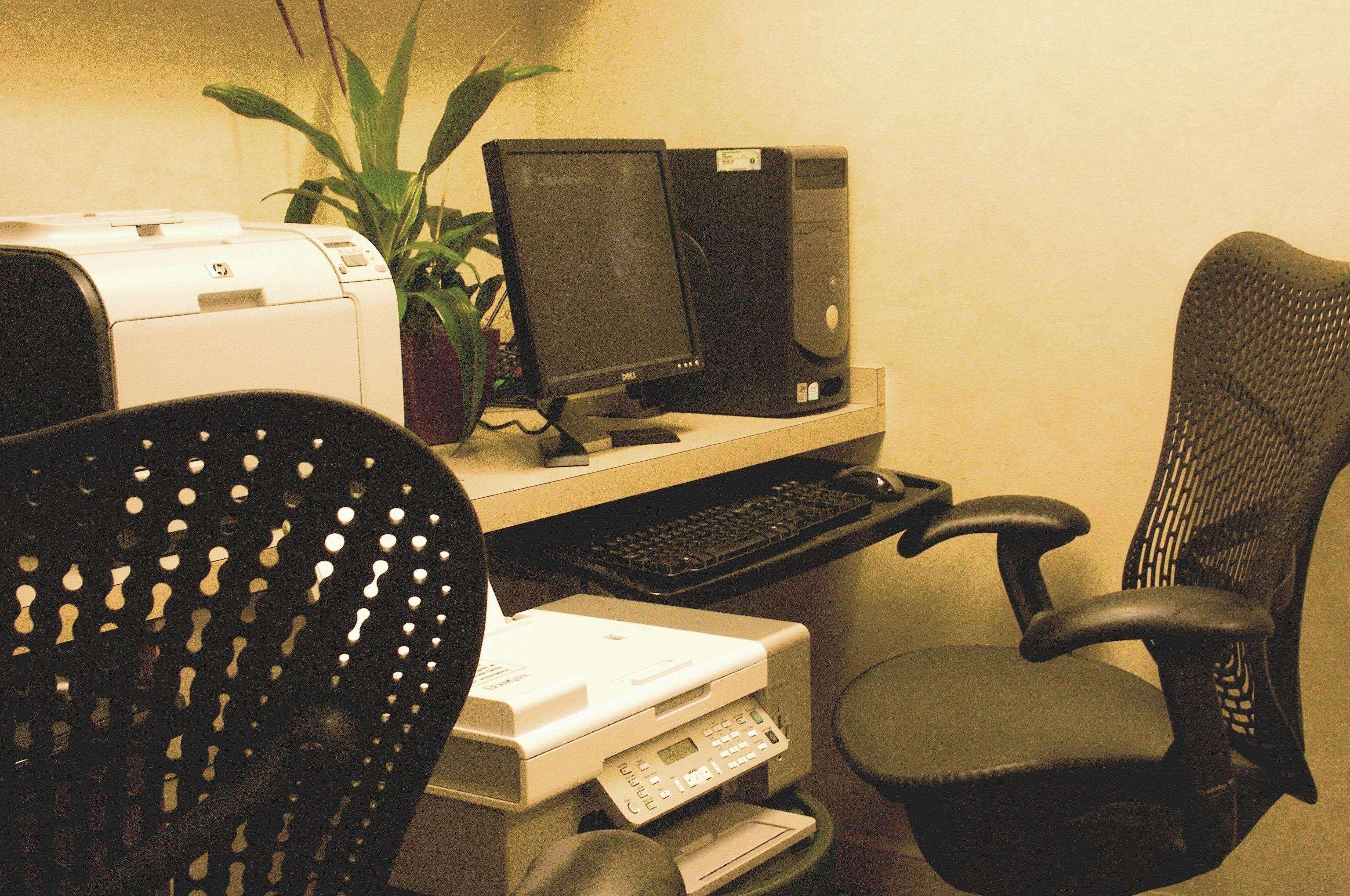 Hilton Garden Inn Tampa North Temple Terrace Bisnis foto