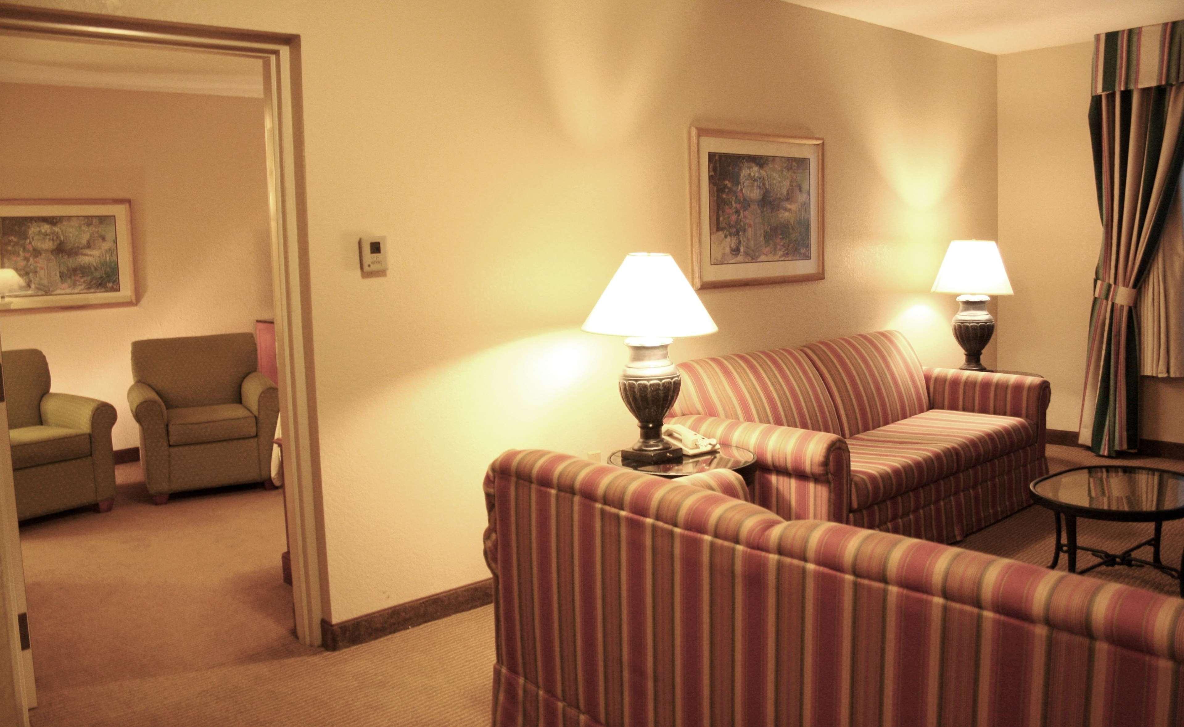 Hilton Garden Inn Tampa North Temple Terrace Ruang foto