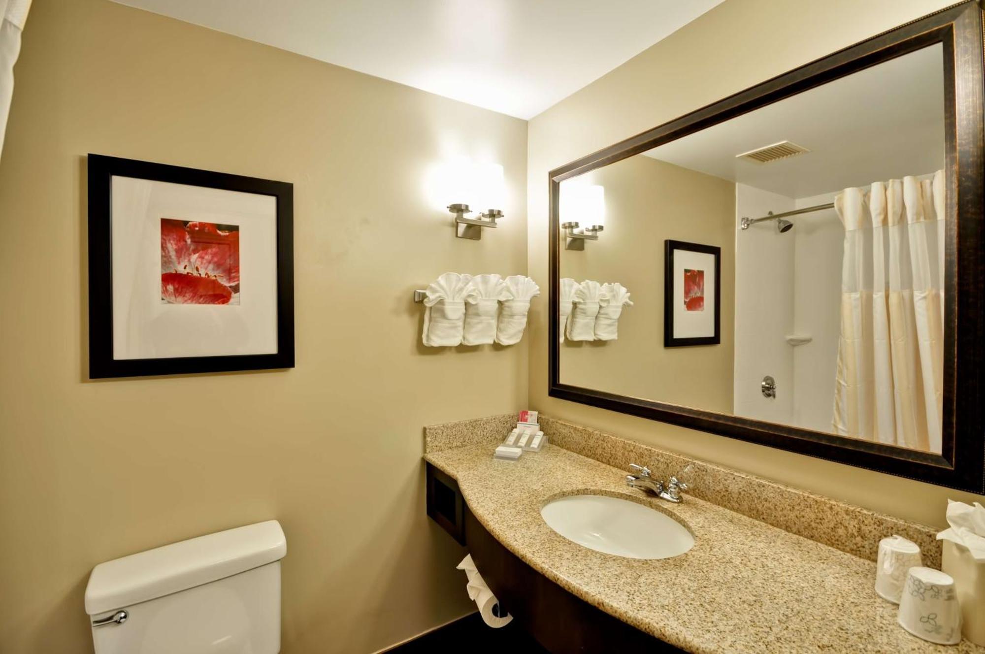 Hilton Garden Inn Tampa North Temple Terrace Bagian luar foto