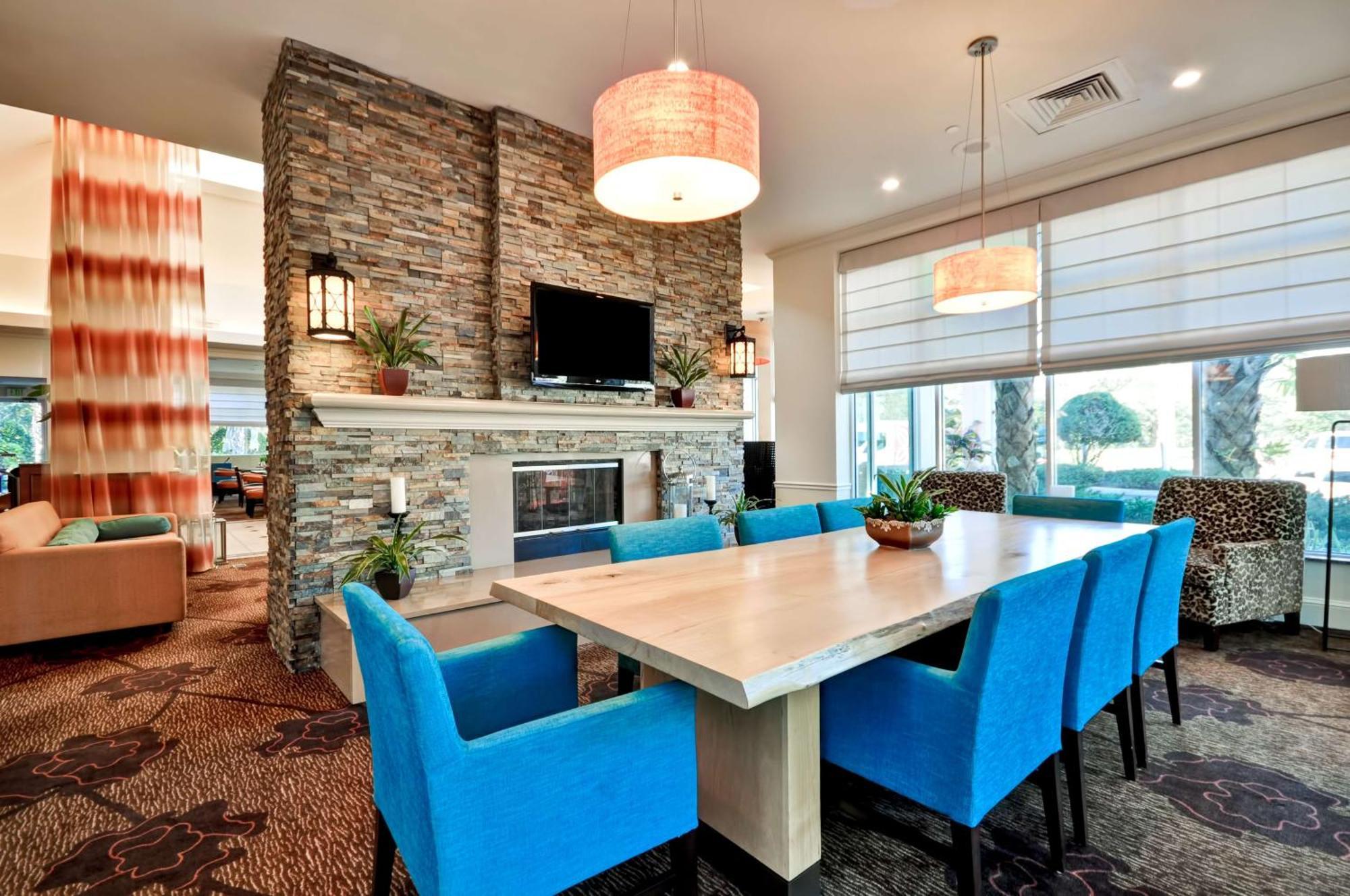 Hilton Garden Inn Tampa North Temple Terrace Bagian luar foto