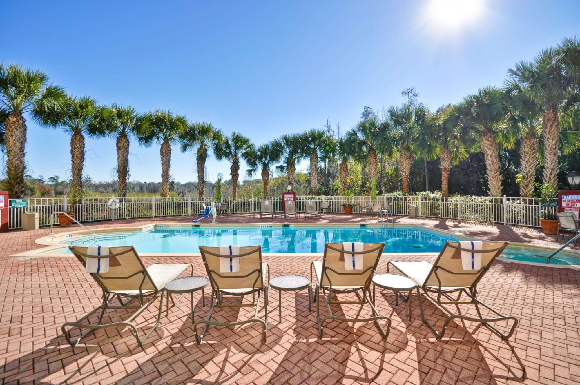 Hilton Garden Inn Tampa North Temple Terrace Bagian luar foto
