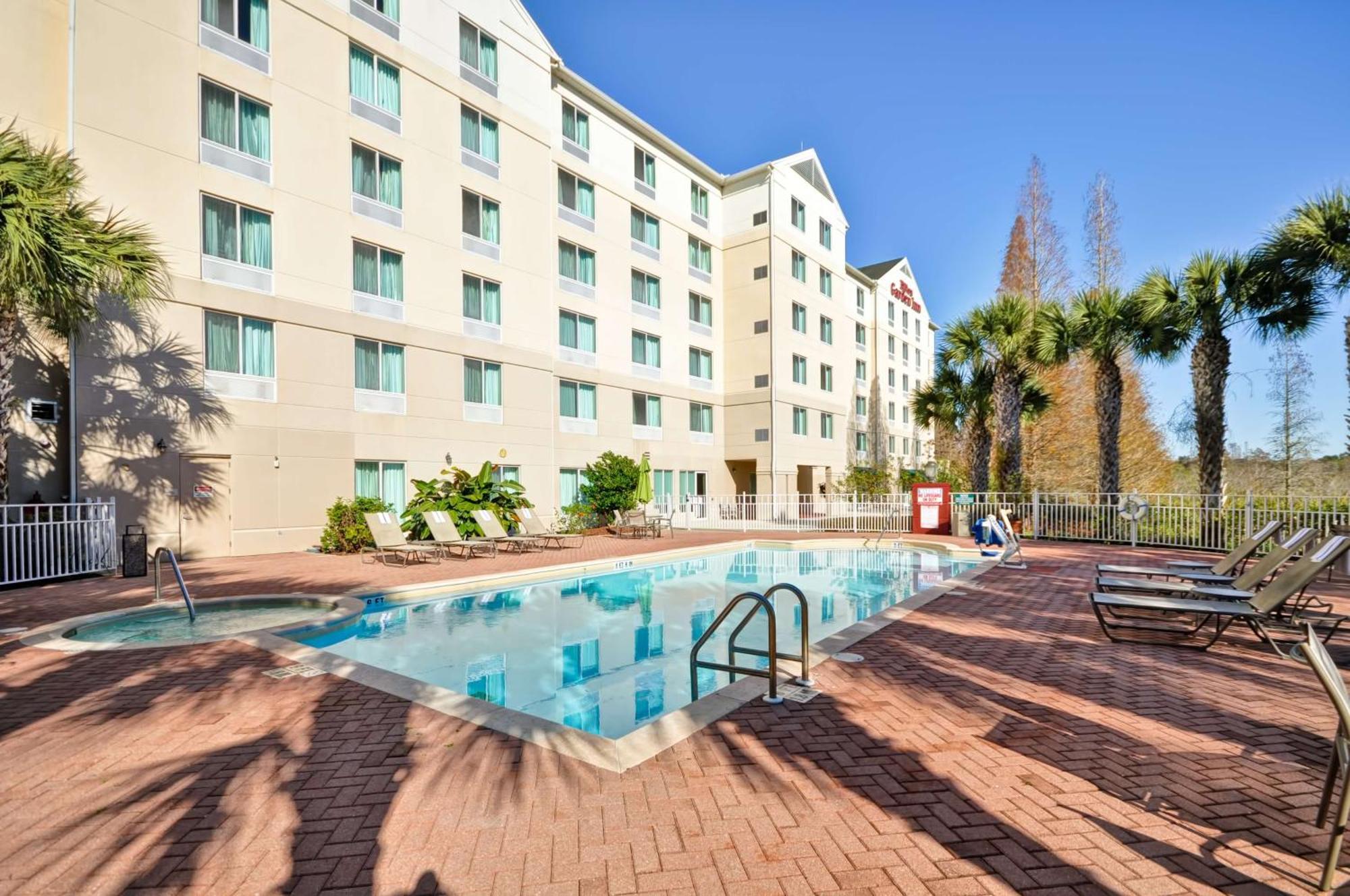 Hilton Garden Inn Tampa North Temple Terrace Bagian luar foto
